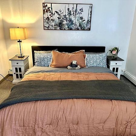 פיירבנקס Comfortable 2Br Apt Central מראה חיצוני תמונה