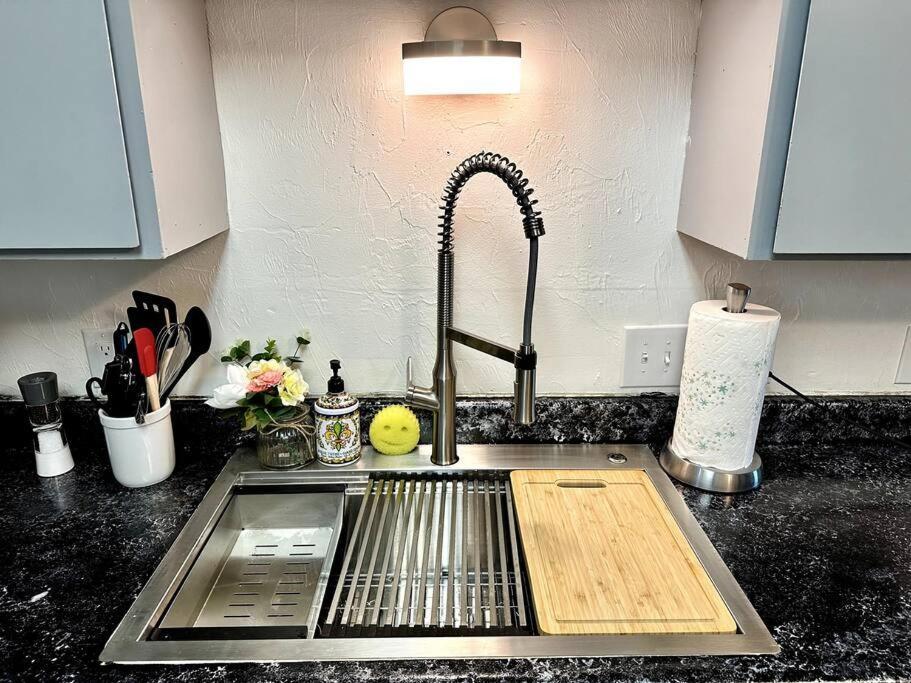 פיירבנקס Comfortable 2Br Apt Central מראה חיצוני תמונה