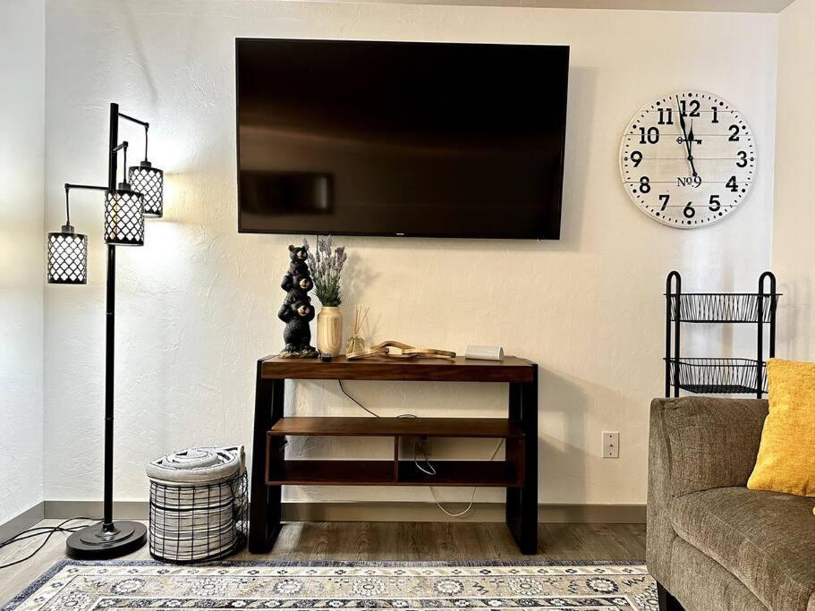 פיירבנקס Comfortable 2Br Apt Central מראה חיצוני תמונה